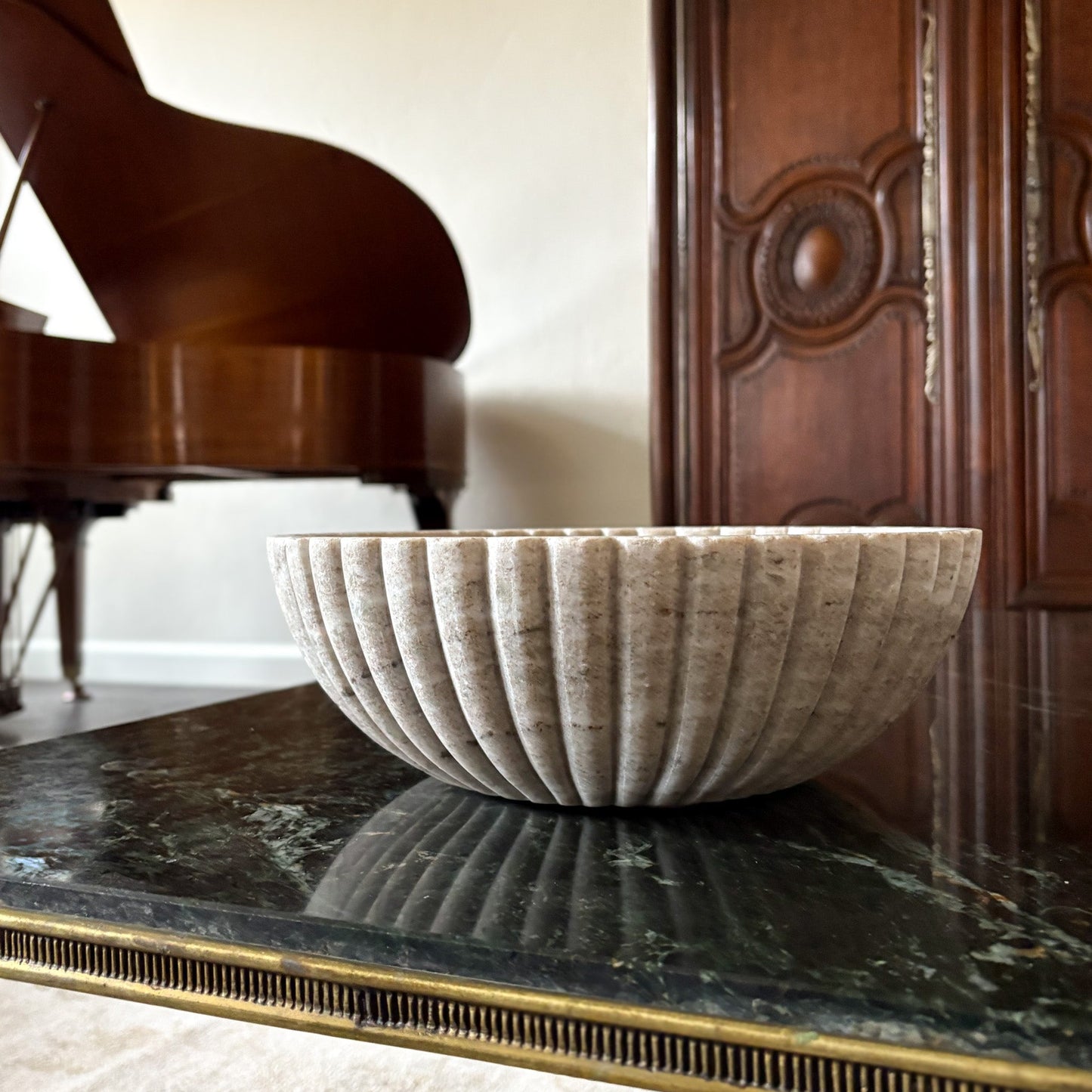 scalloped marbel accent bowl, neutral home decor