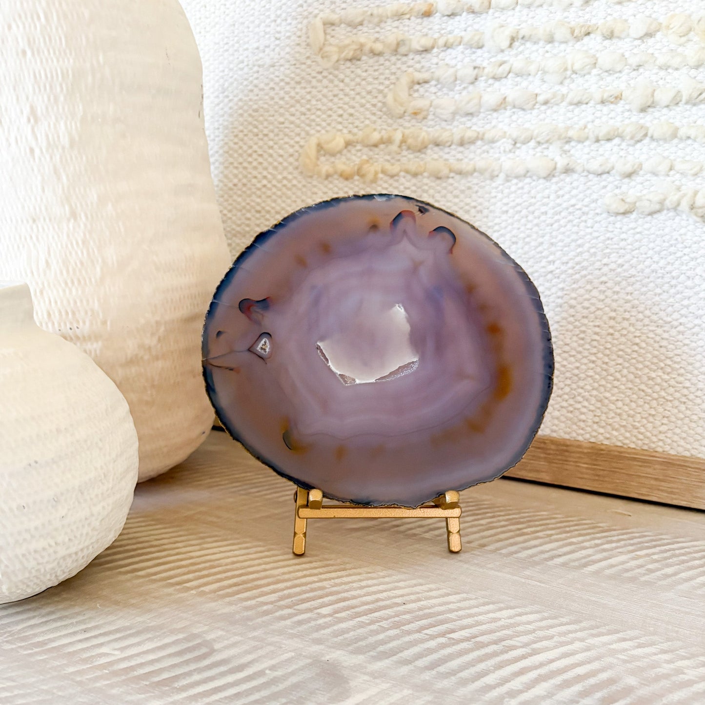 agate slice on brass stand, modern organic home decor, natural home accents
