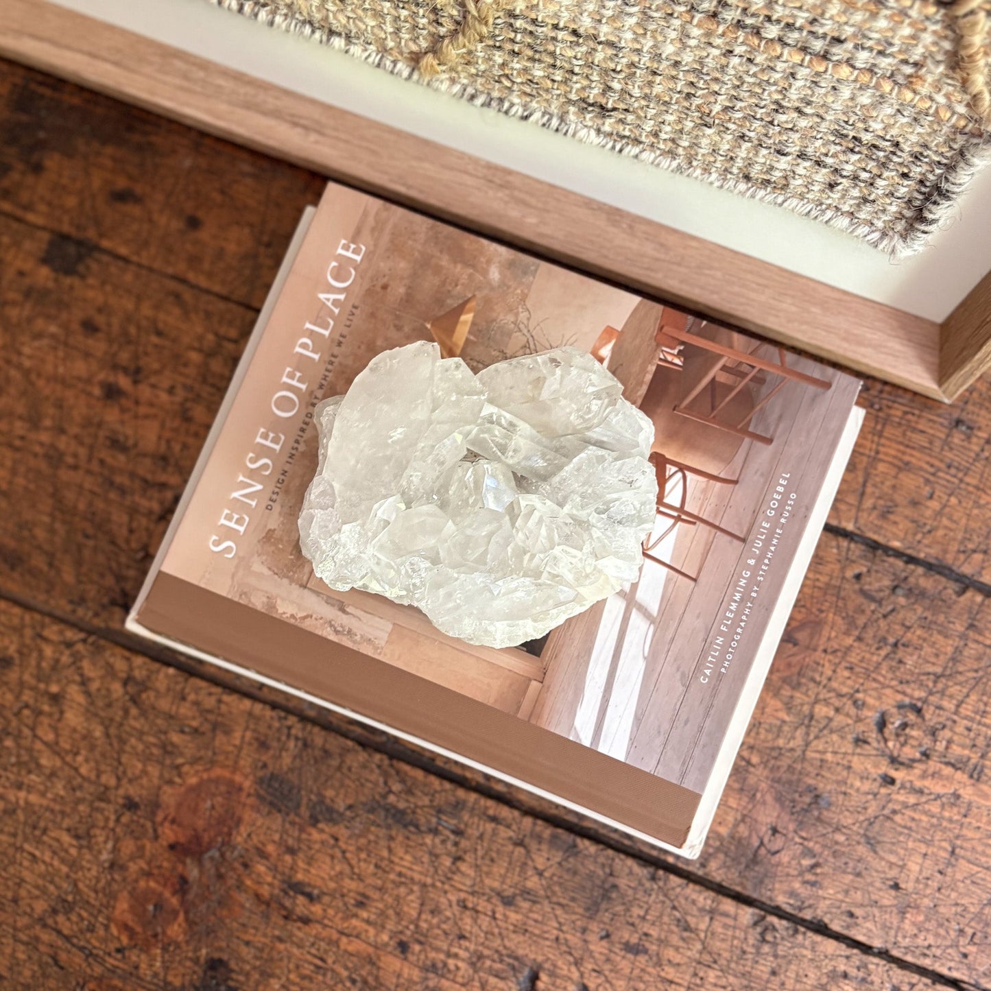quartz crystal decorative object