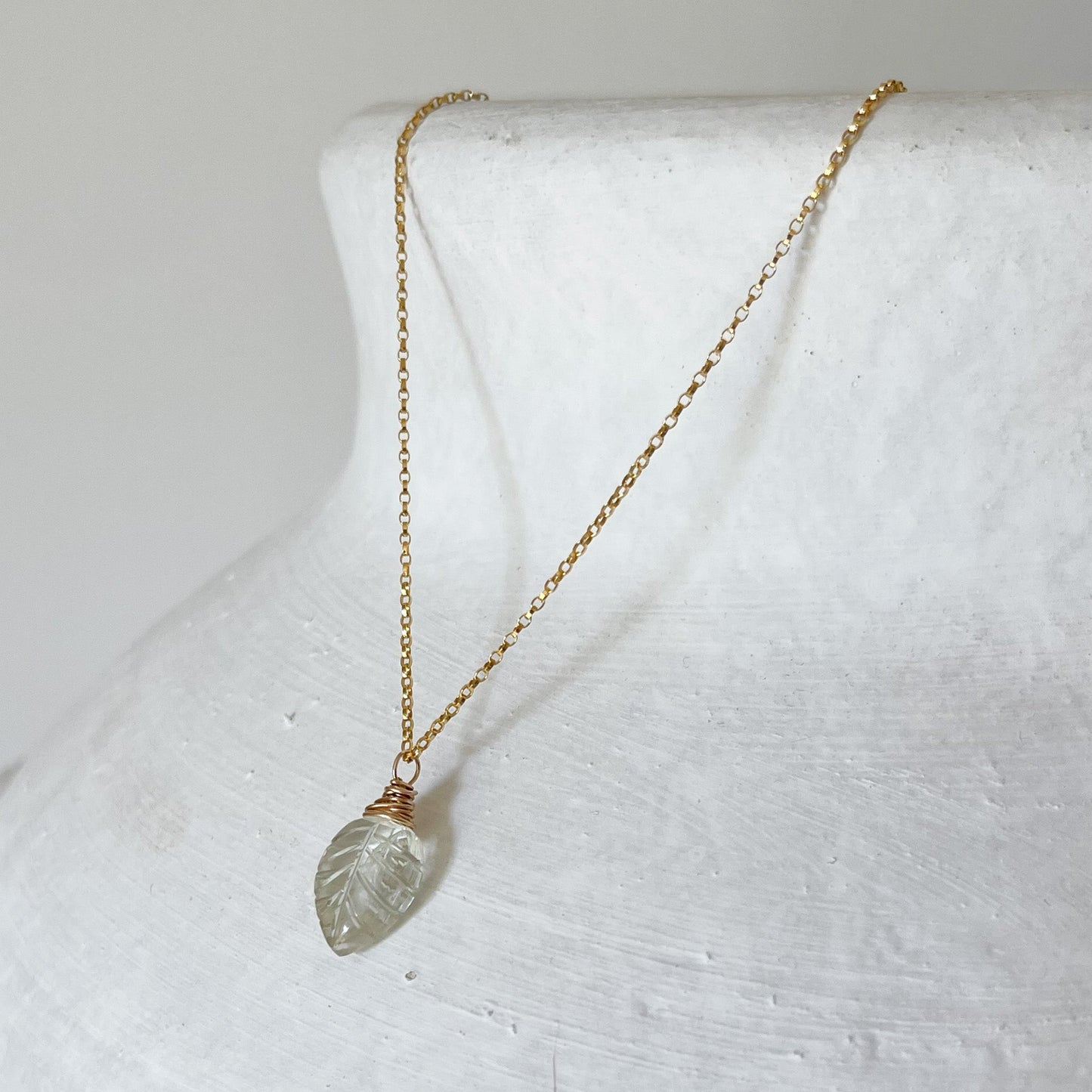 natural stone necklace, boho green crystal necklace