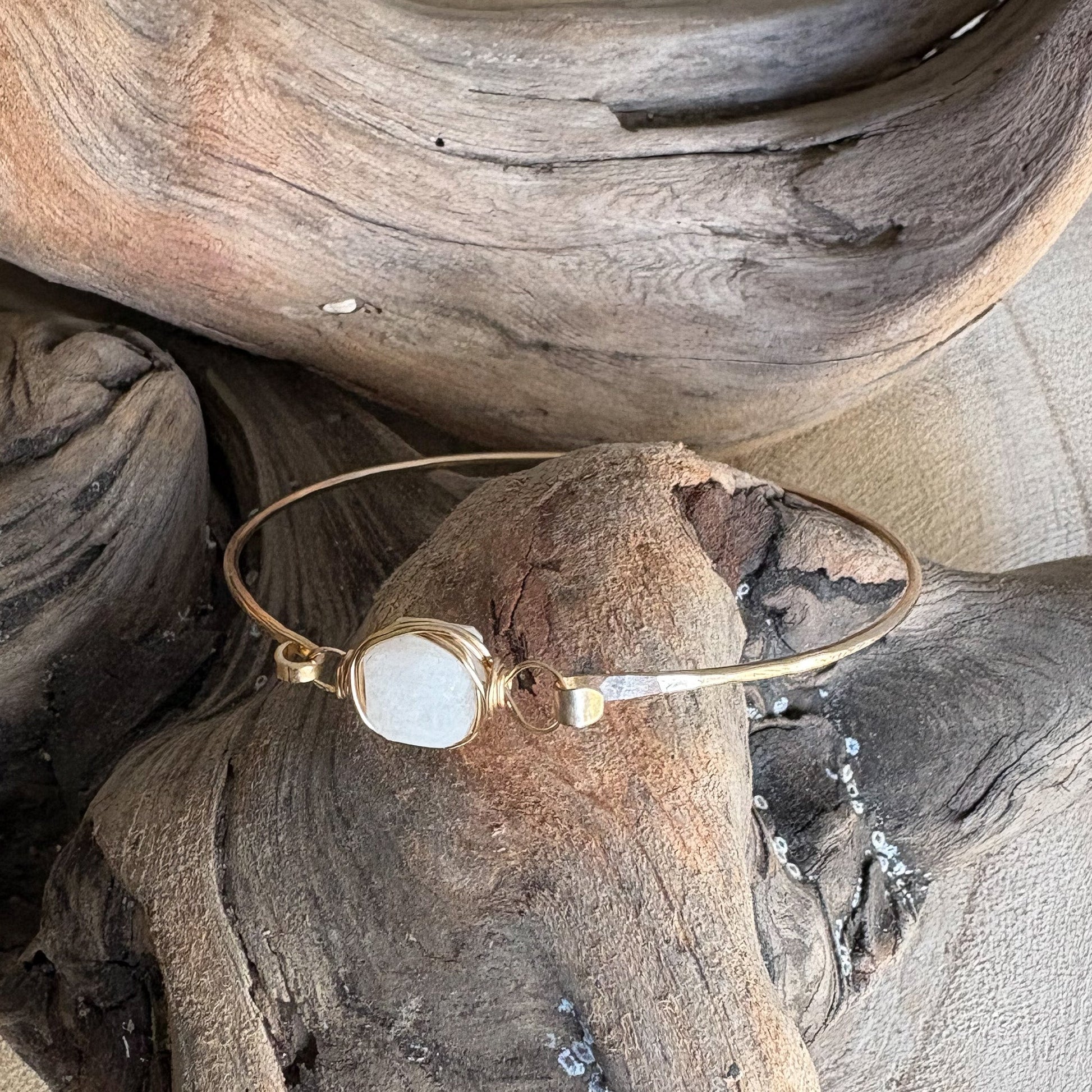 modern minimalist jewelry