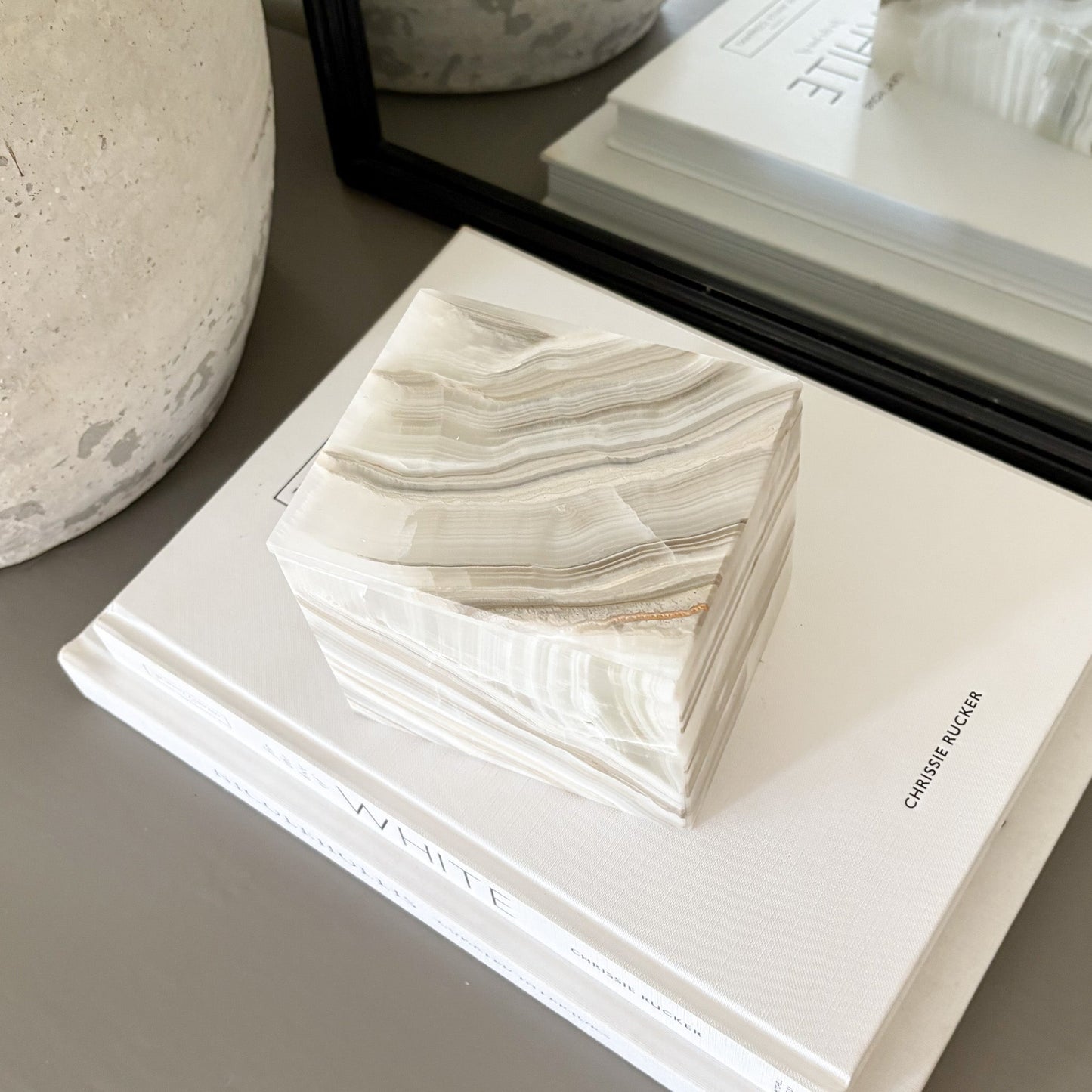 onyx lidded box