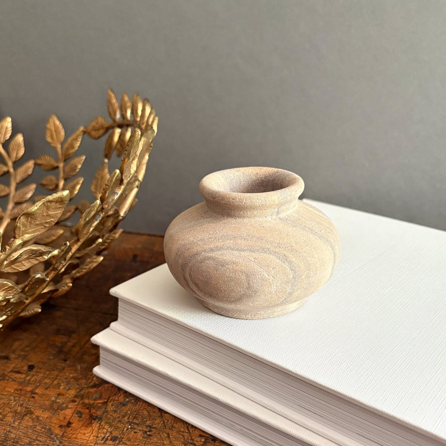 sandstone accent vase