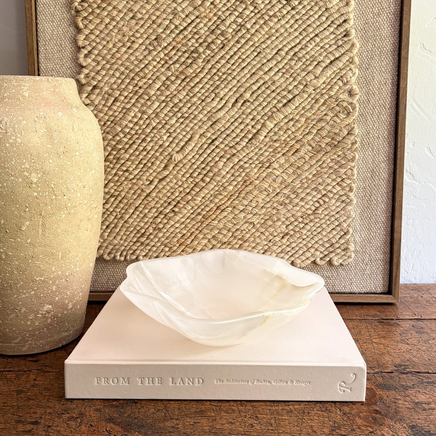 neutral onyx bowl
