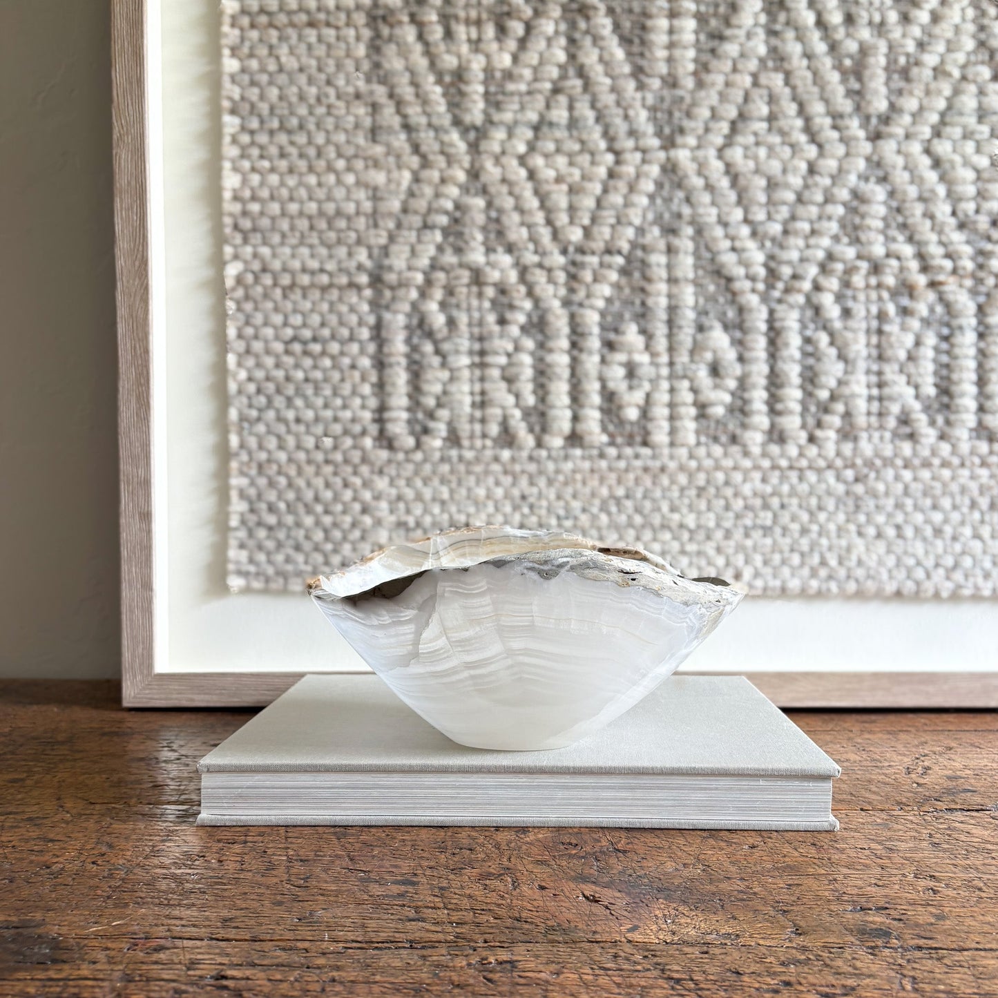 neutral home accents