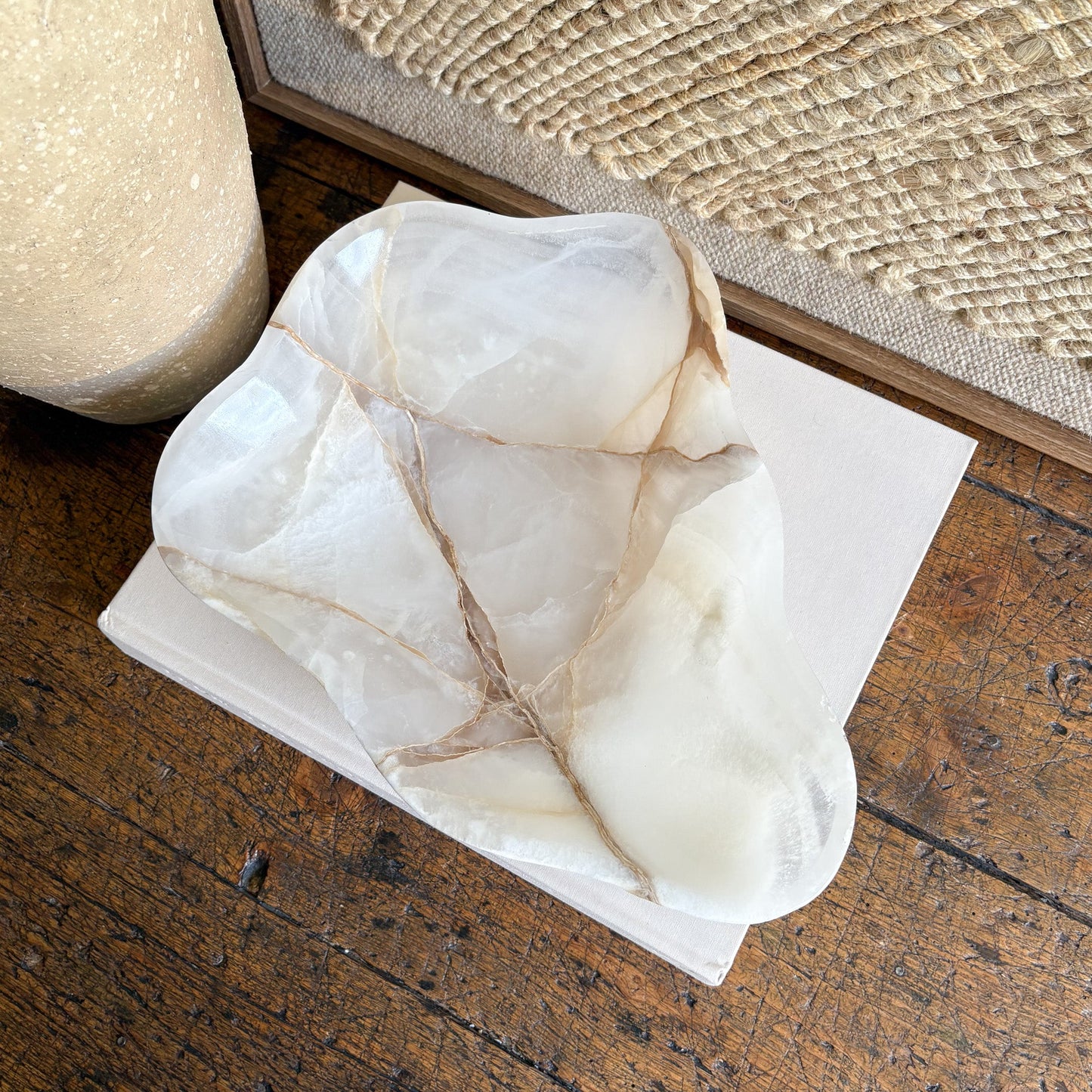 white and brown onyx accent bowl