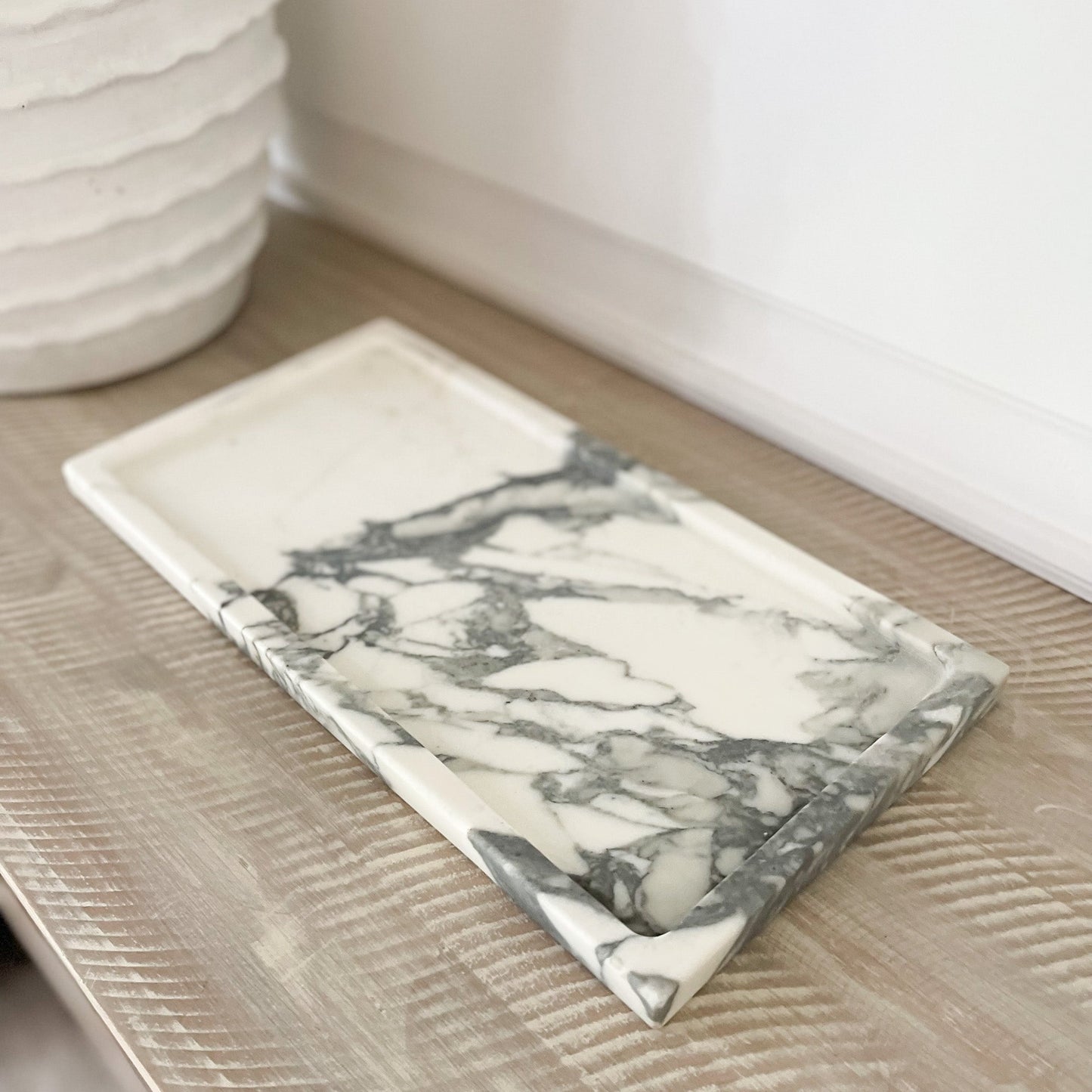 large white and grey marbele tray
