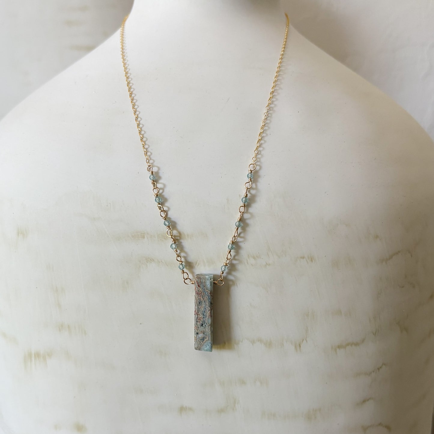 Larimer Gold Pendant Necklace