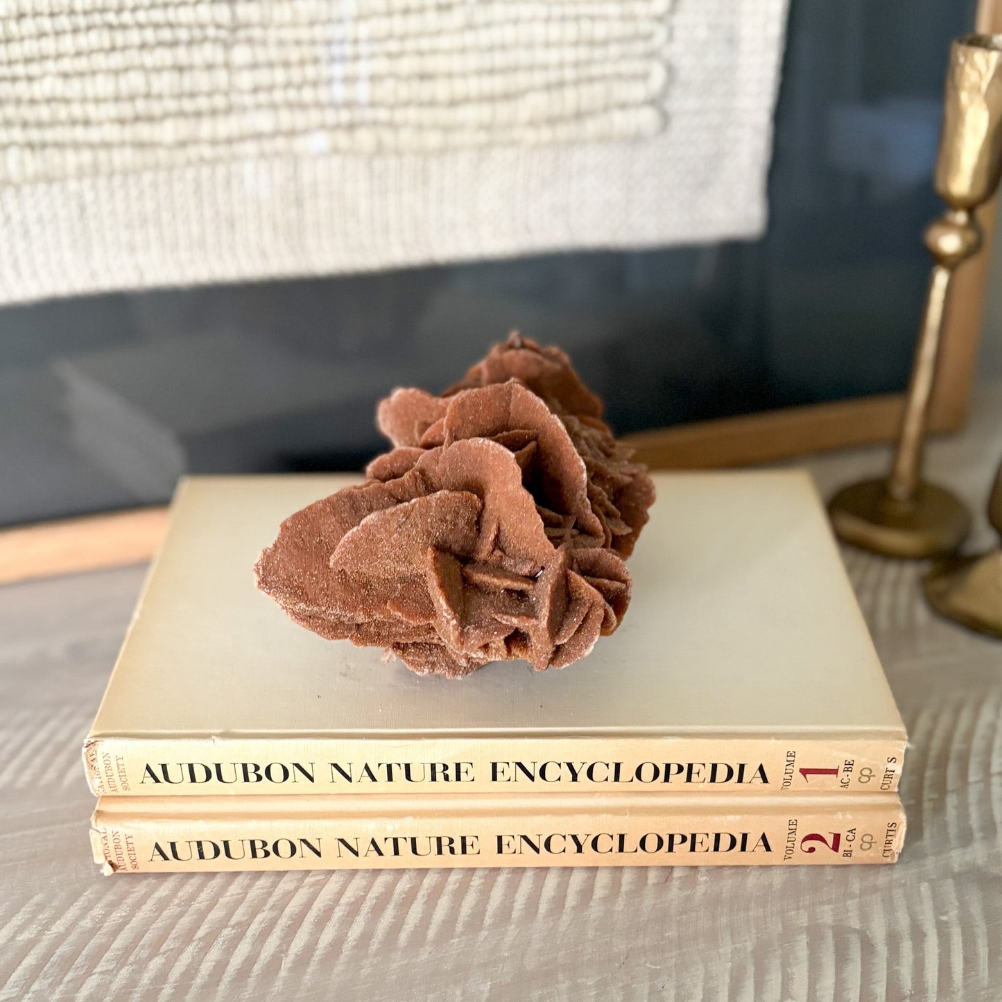 modern rustic home decor, neutral home accents