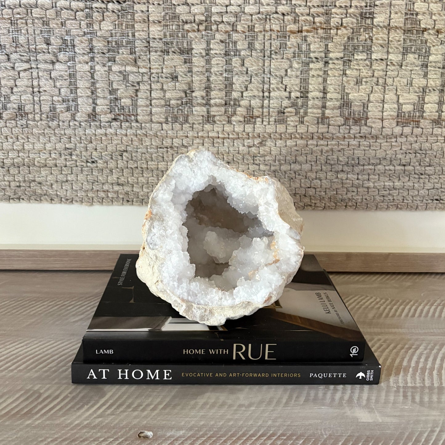 decorative quartz geode