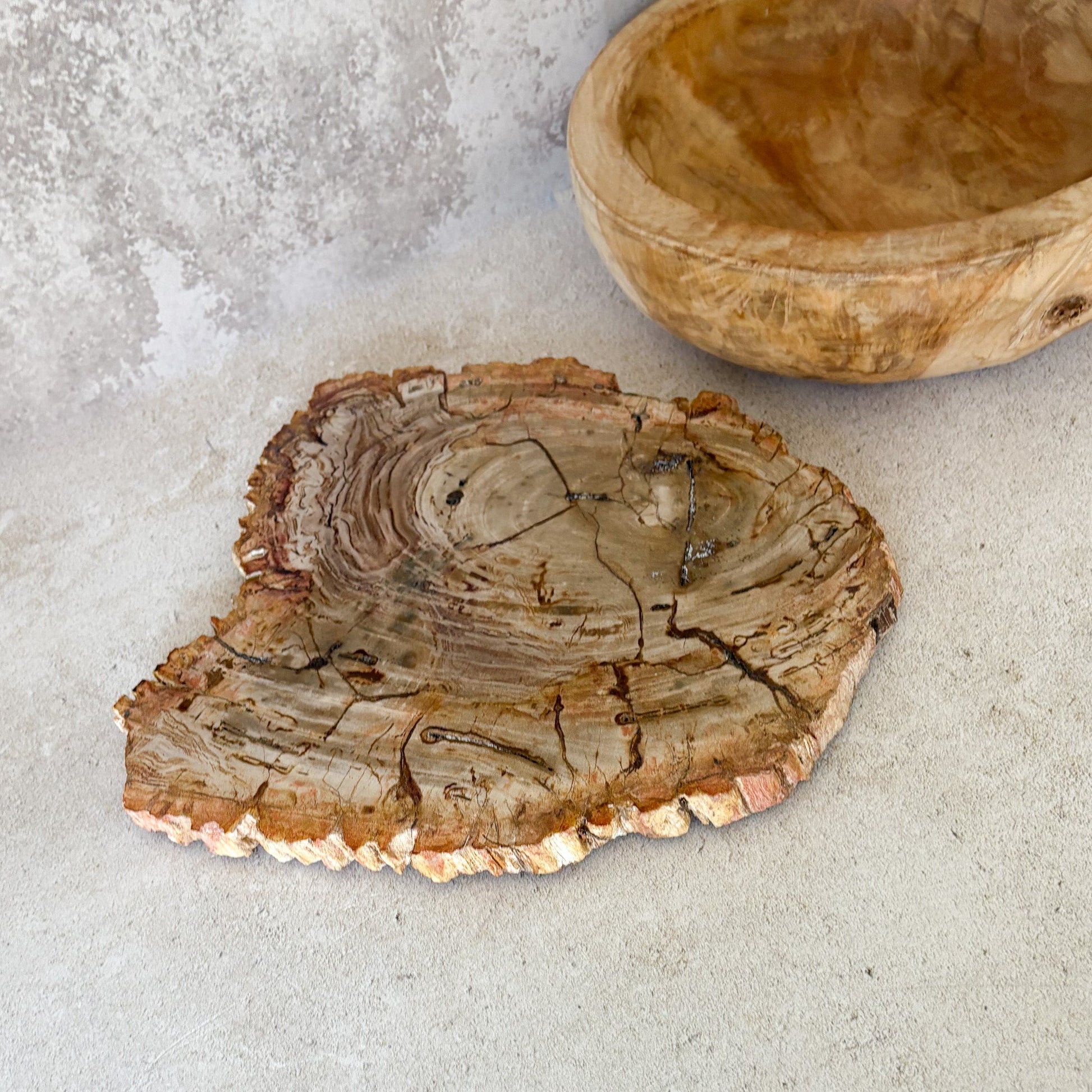 natural home accents,neutral kitchen decor