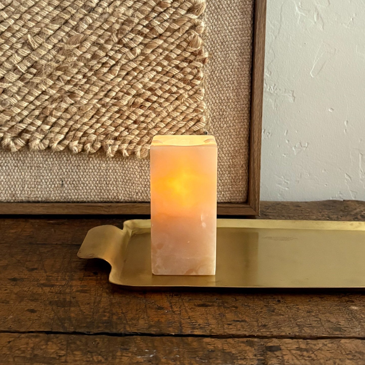 neutral candle holder
