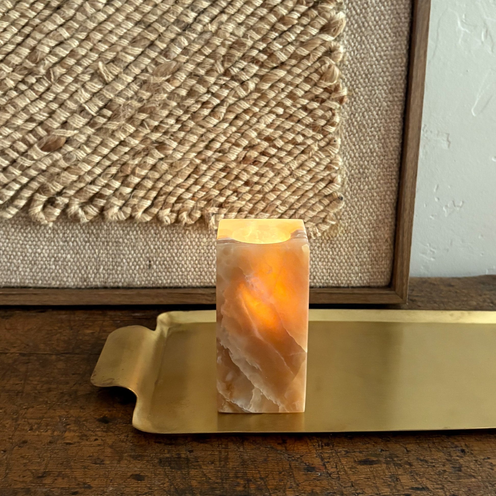 neutral candle holder