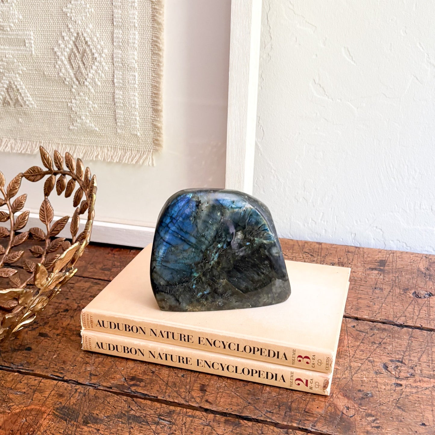high flash labradorite