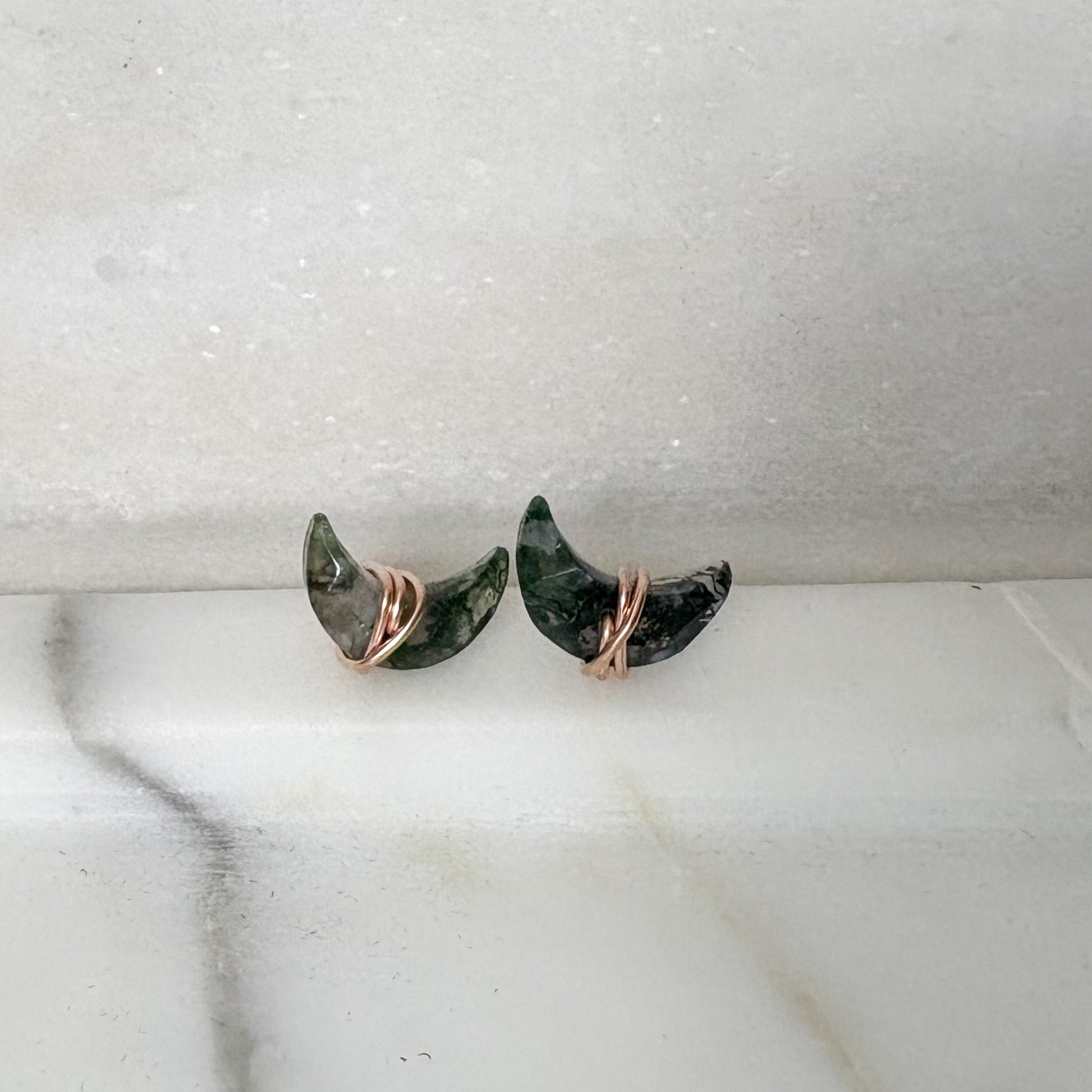 moss agate crystal jewelry