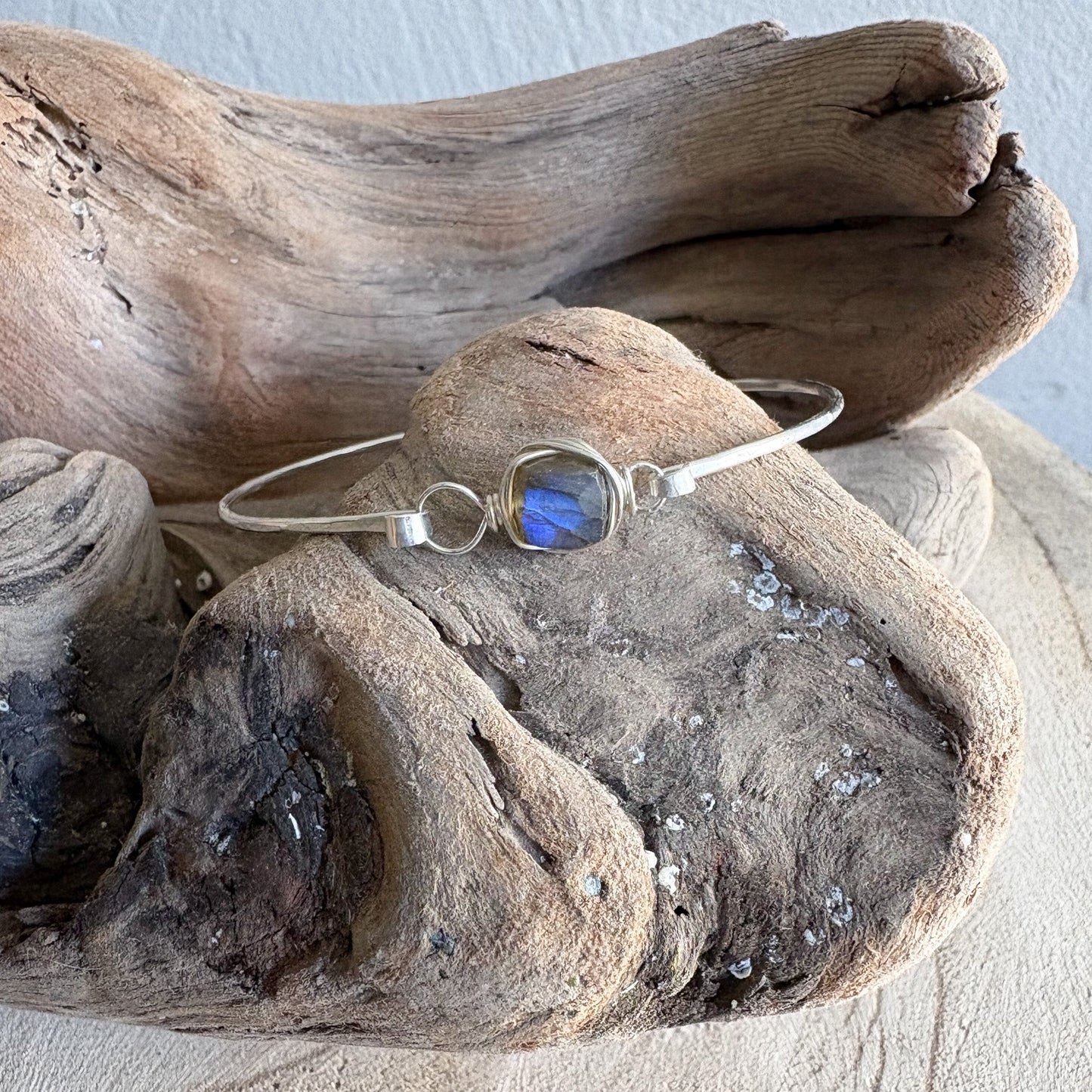 minimalist gemstone bracelet