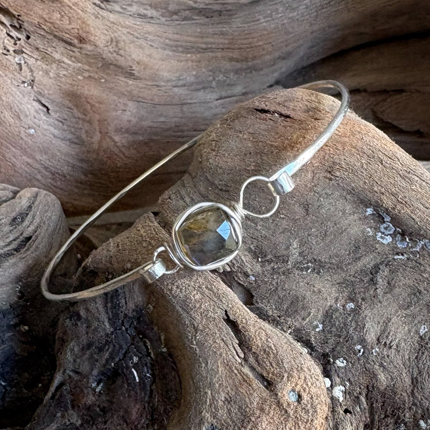 modern crystal jewelry