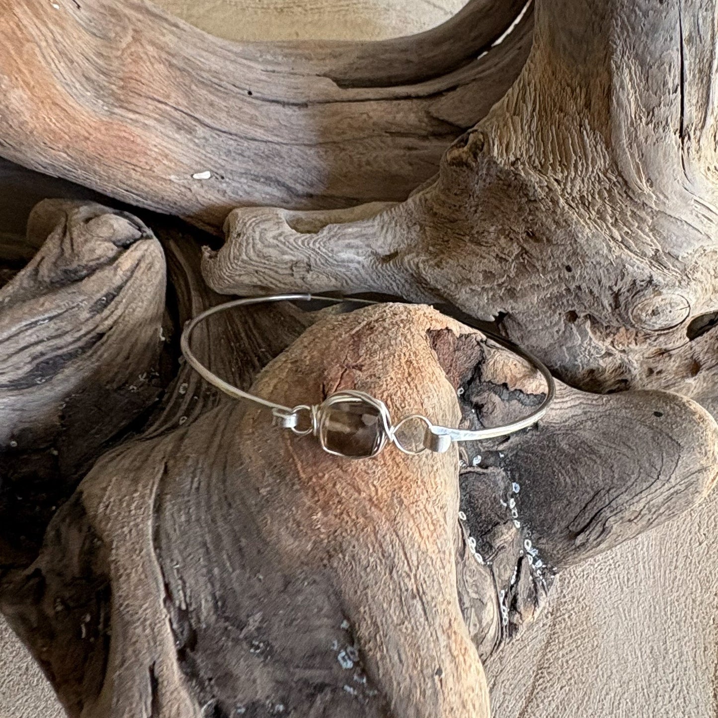 modenr gemstone bracelet