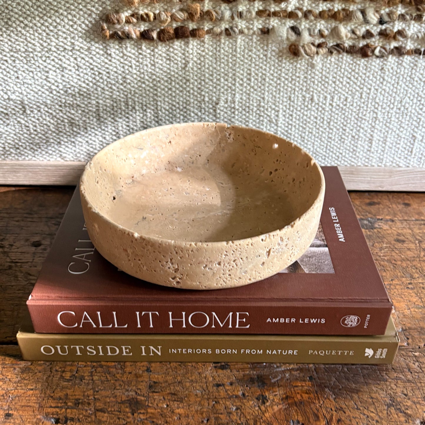 neutral home accents