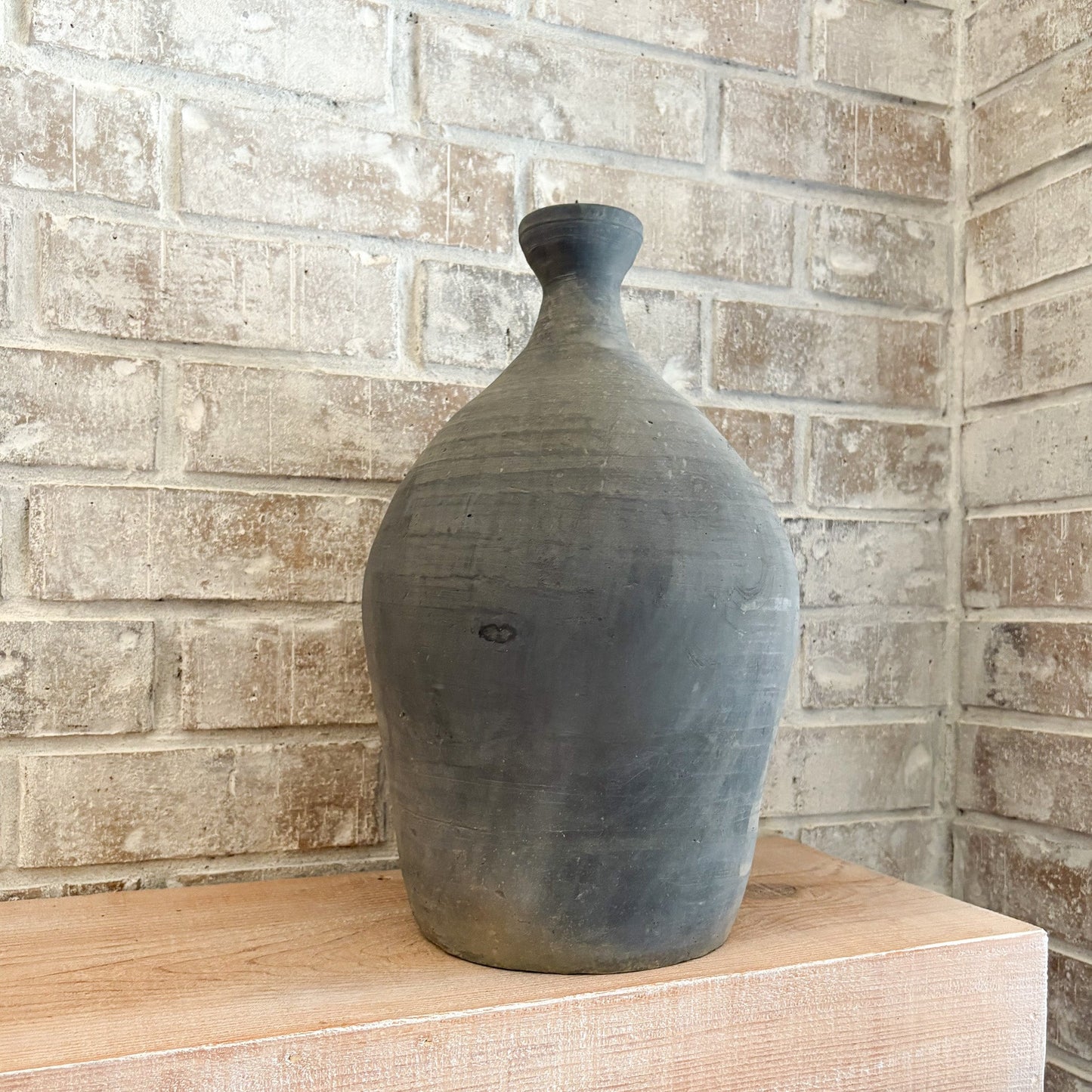 vintage grey accent vase, vintage gray decorative vessel