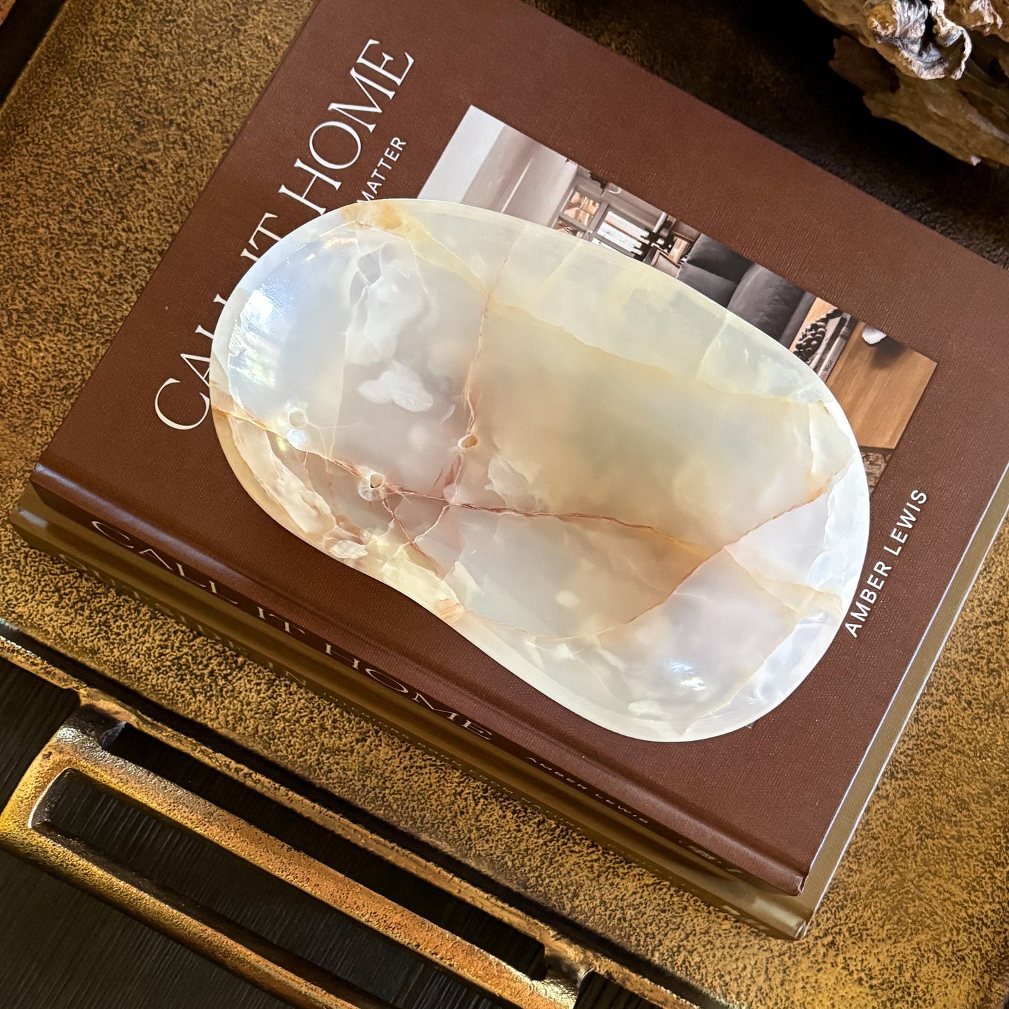 neutral onyx dish