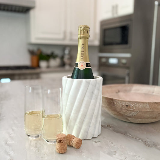 Elevate Your Summer Table: Artful Accents for Entertaining