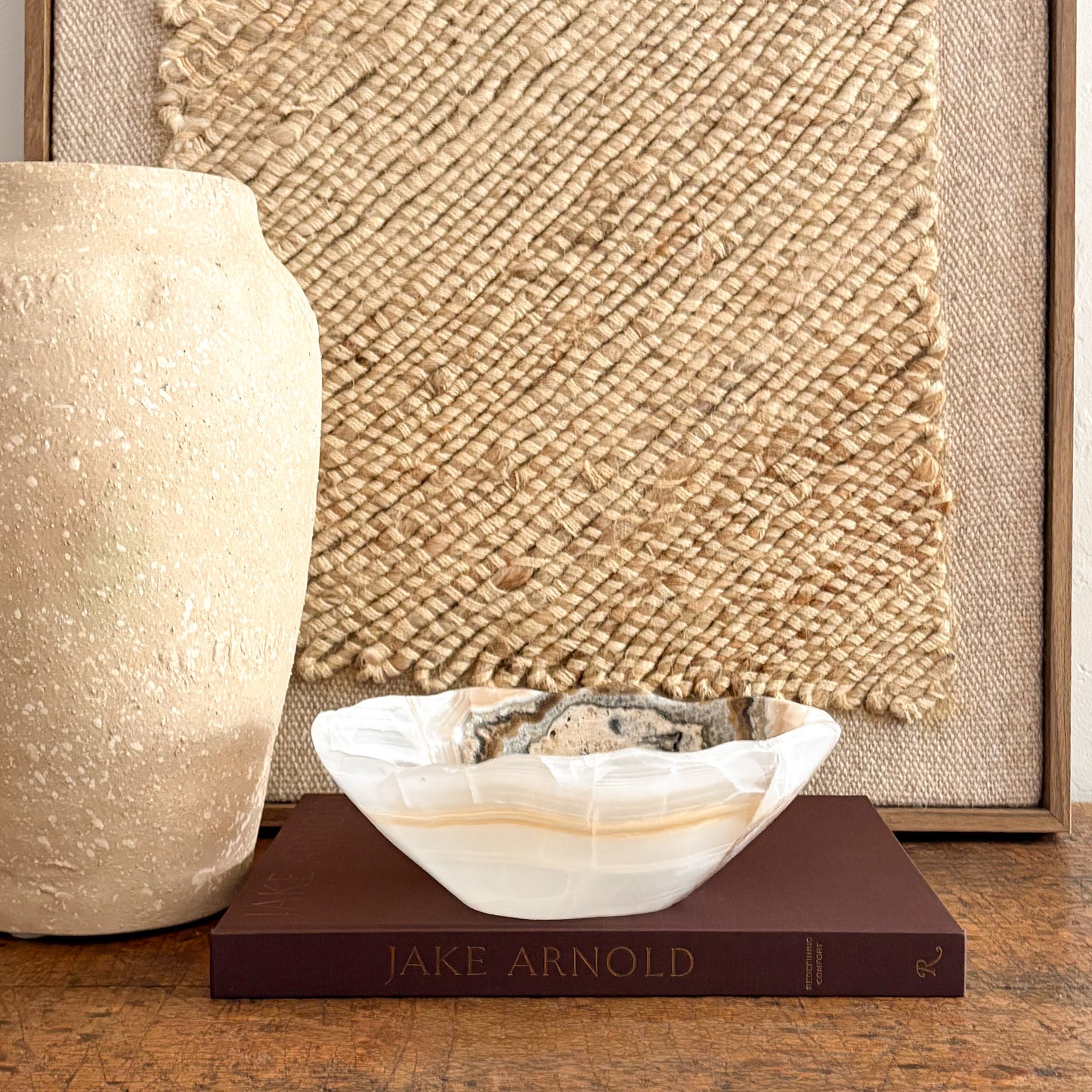 polished decorative onyx bowl for home décor and luxury interiors