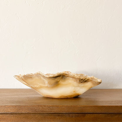 Decorative large amber onyx centerpiece bowl with natural mineral veining”