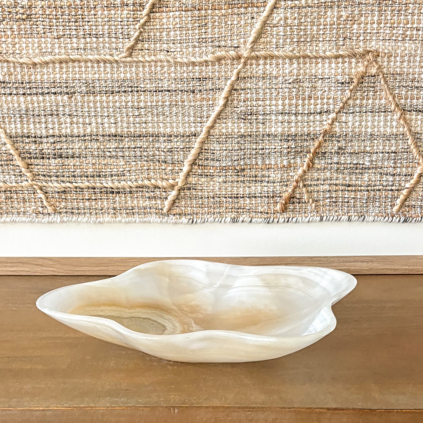 Natural amber onyx decorative bowl centerpiece with translucent stone