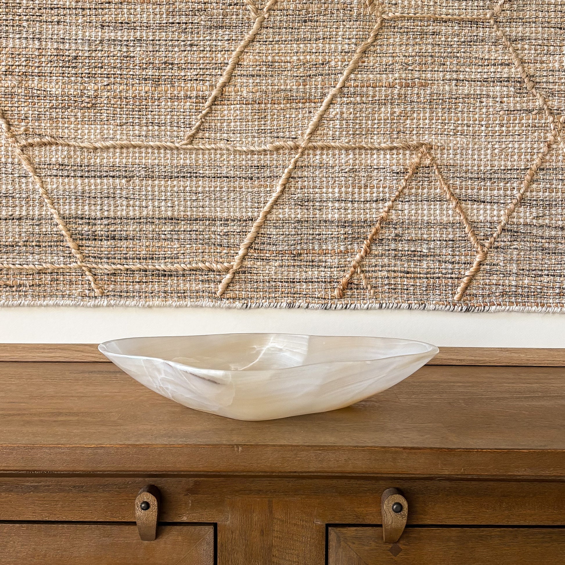 Natural stone decorative bowl for modern home décor