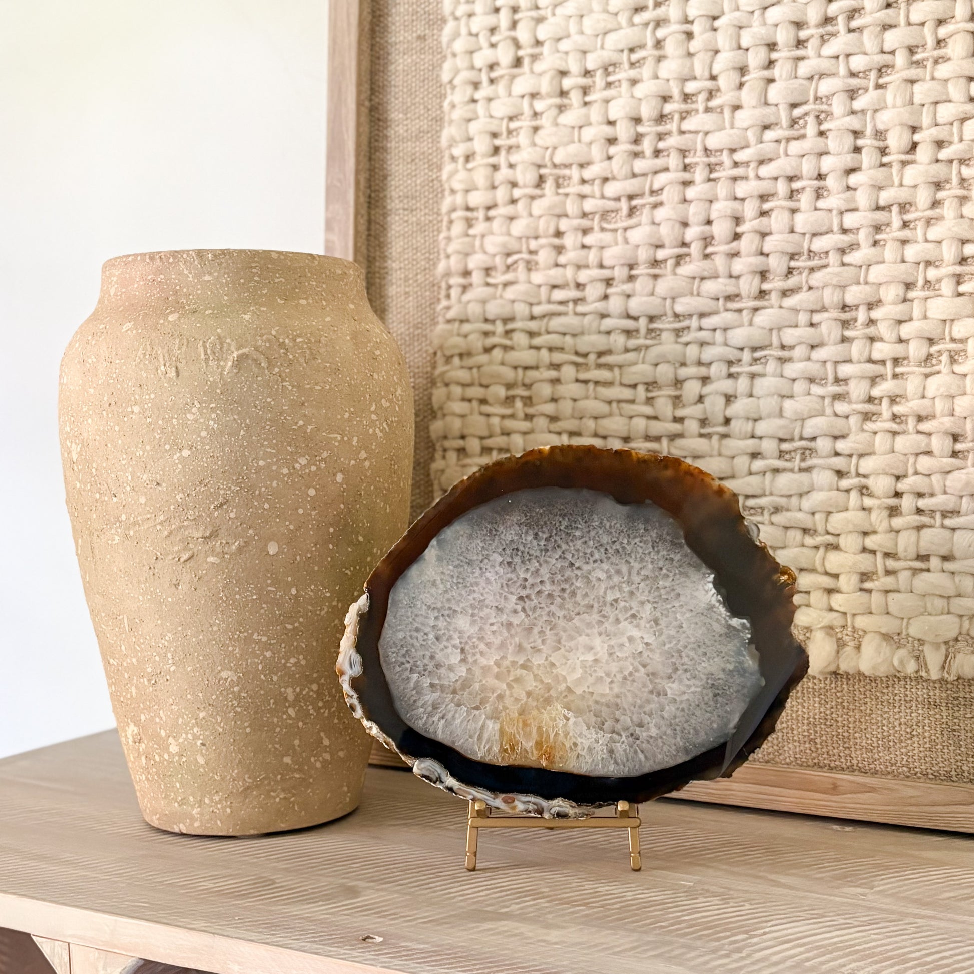 decorative earth tone agate slab on stand