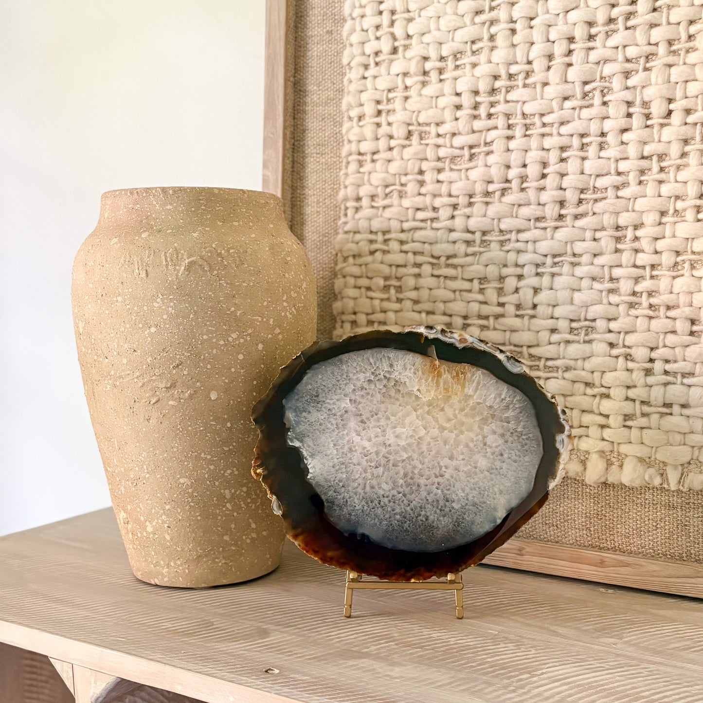 natural large agate platter on stand