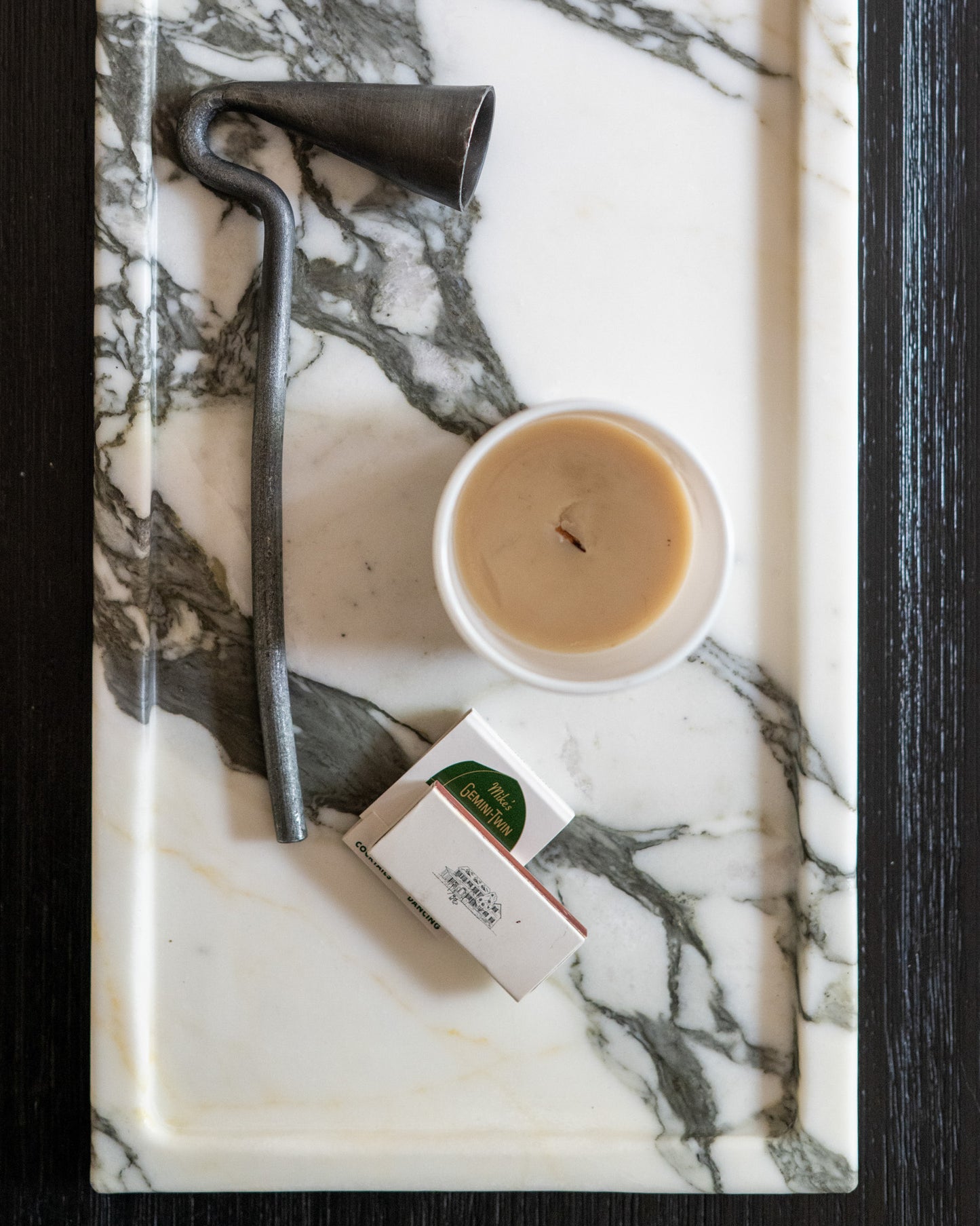 Natural Calacatta Borghini marble tray with elegant gray veining