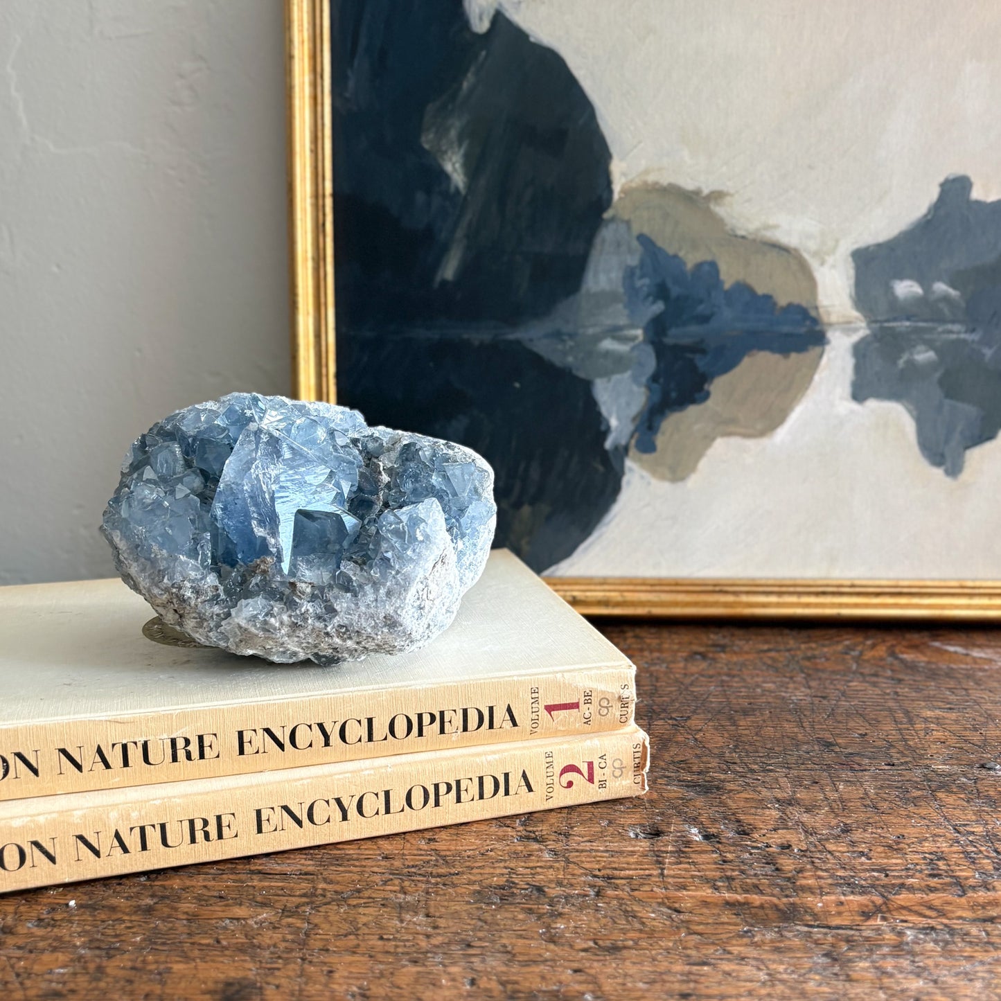 madagascar blue celestite crystal