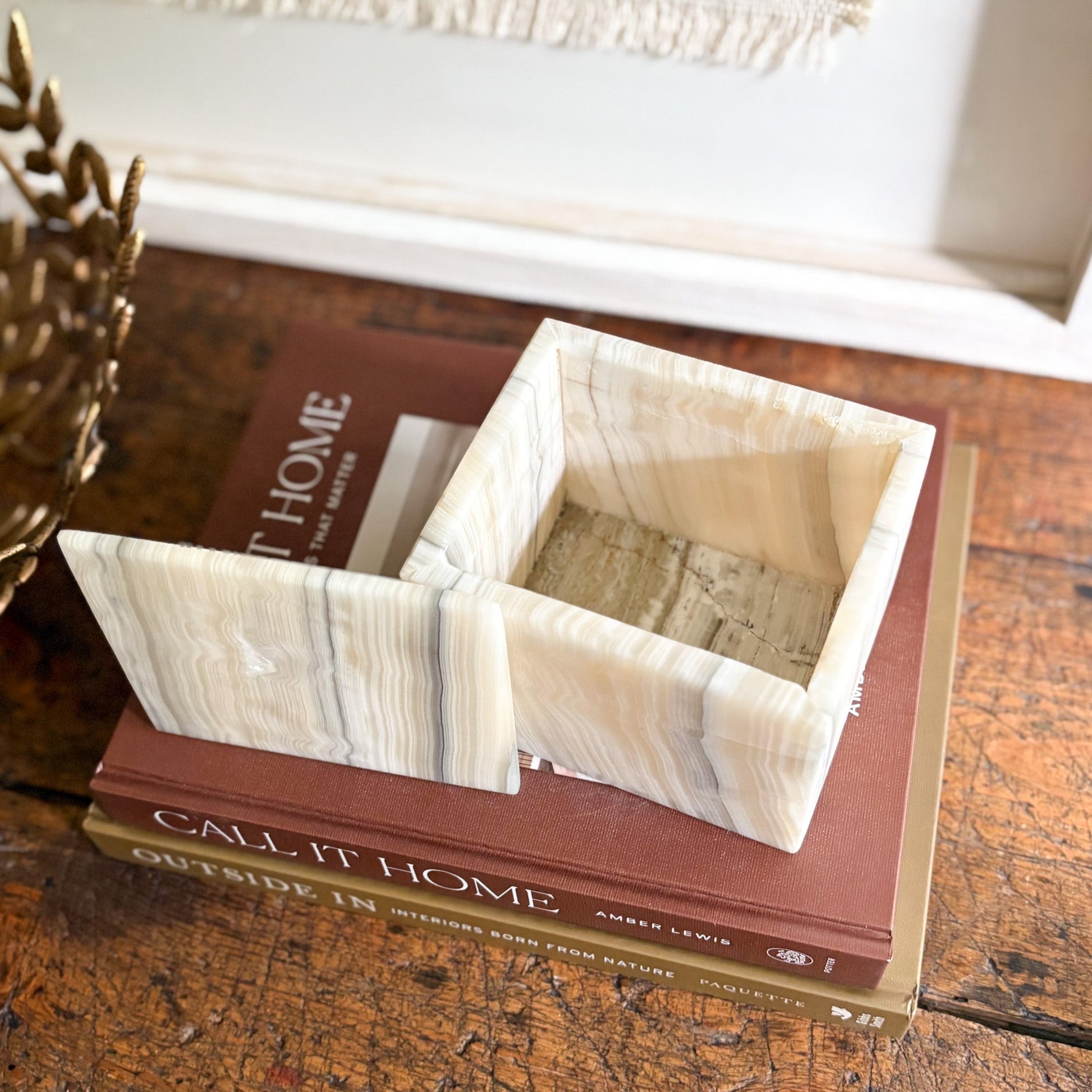 onyx jewlery box with lid