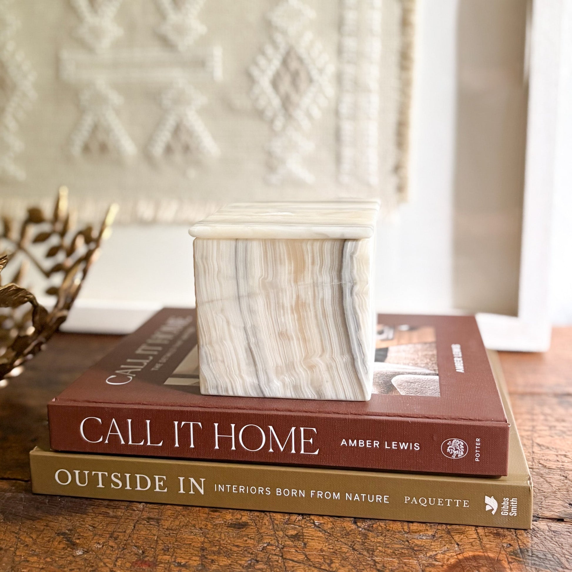 neutral home decor