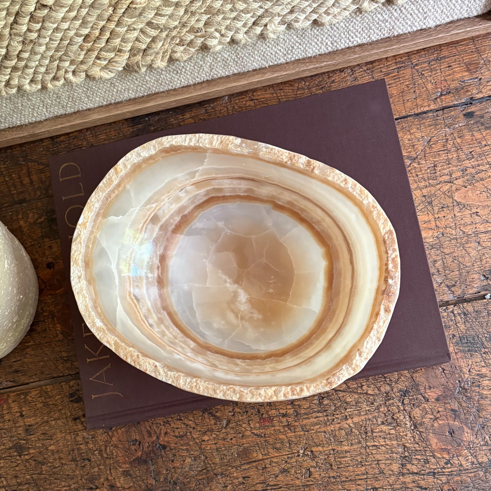 onyx accent bowl