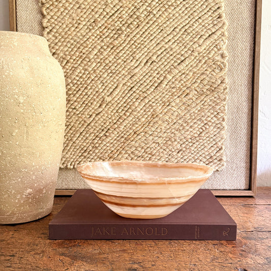 decorative brown and white onyx bowl