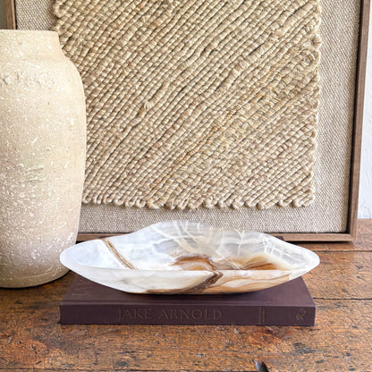 brown and white natural onyx stone bowl