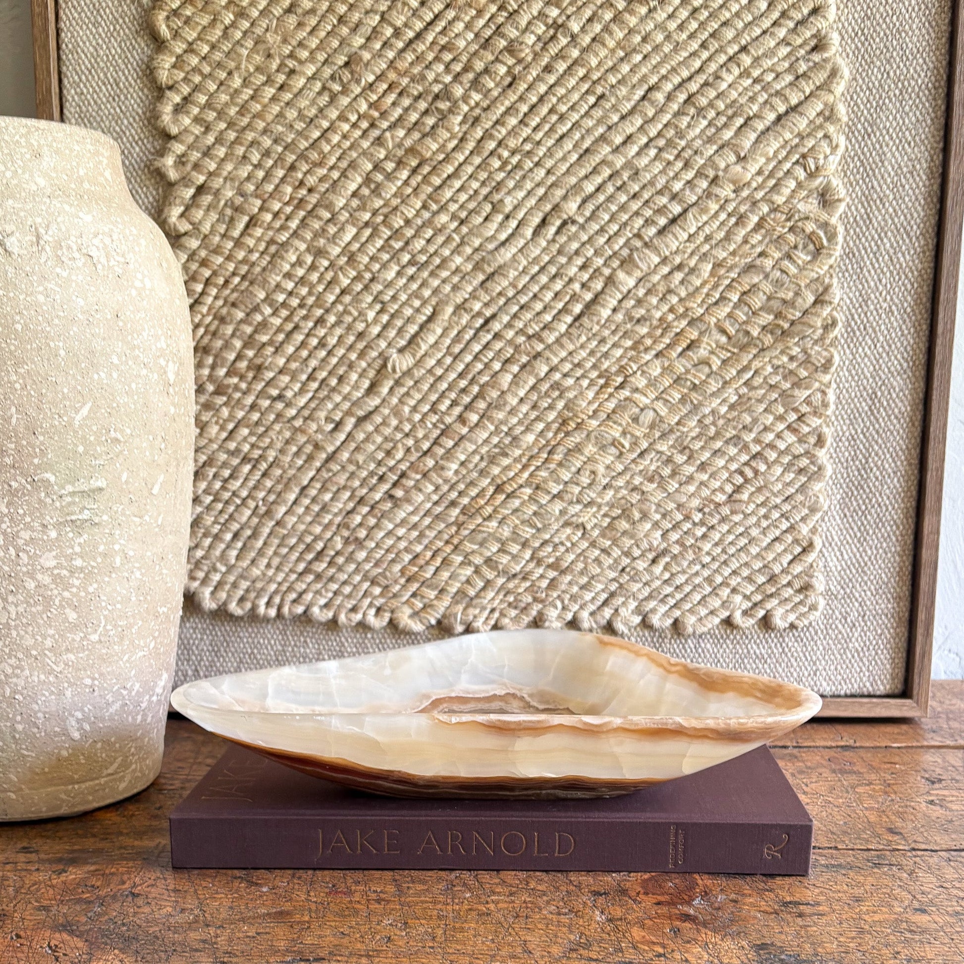brown and white onyx coffee table bowl