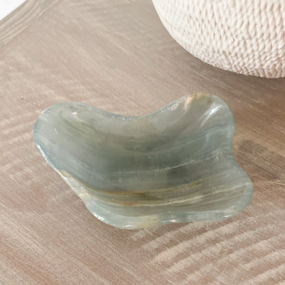 onyx accent dish