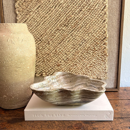 neutral onyx bowl