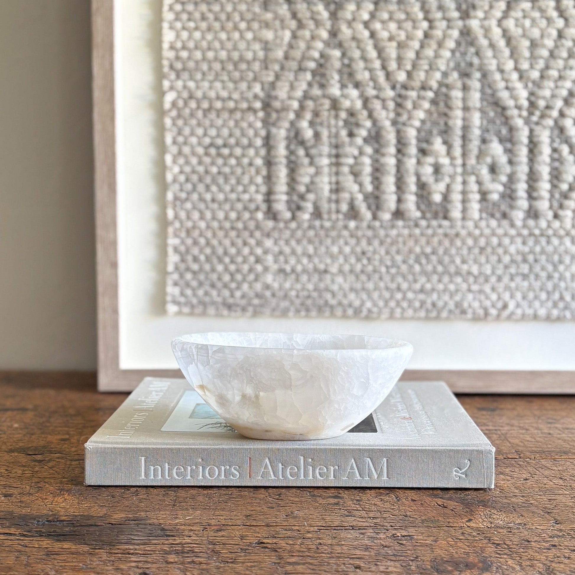 neutral home decor