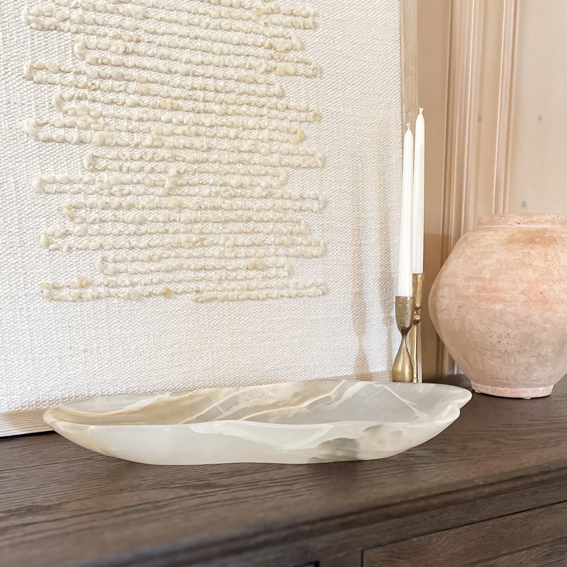neutral onyx bowl
