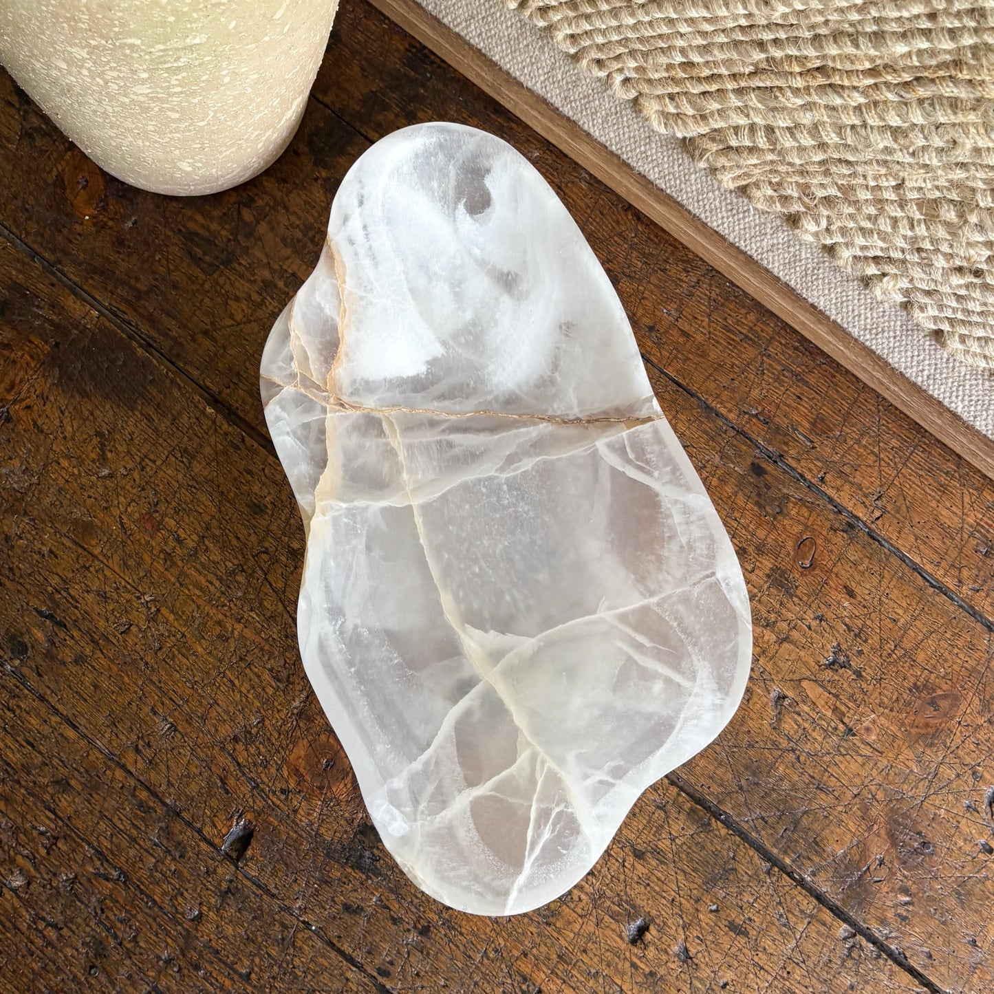 neutral home accents