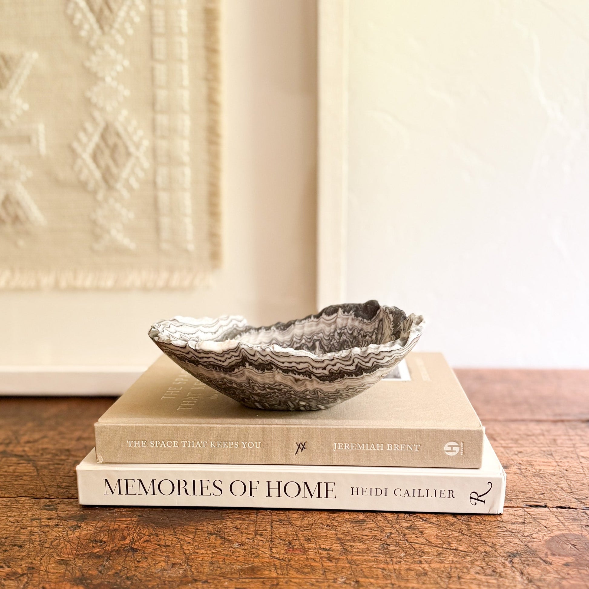 onyx accent bowl