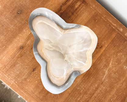 One of a kind grey onyx bowl with natural veining