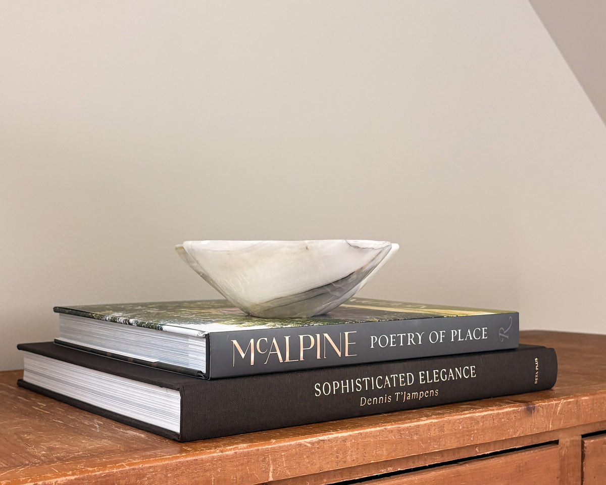 Grey onyx bowl with cream and charcoal veining
