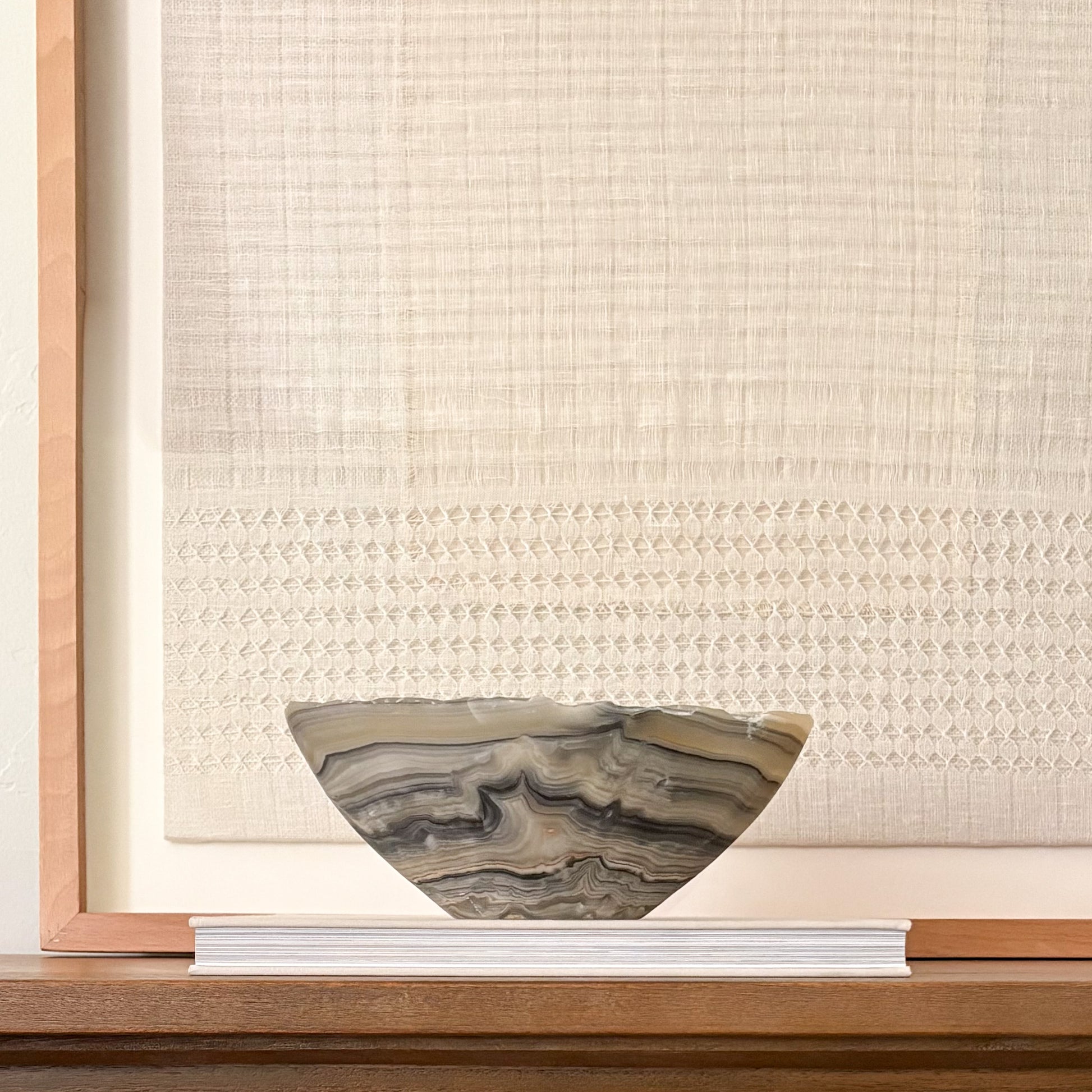 Luxury onyx bowl accent piece for contemporary home