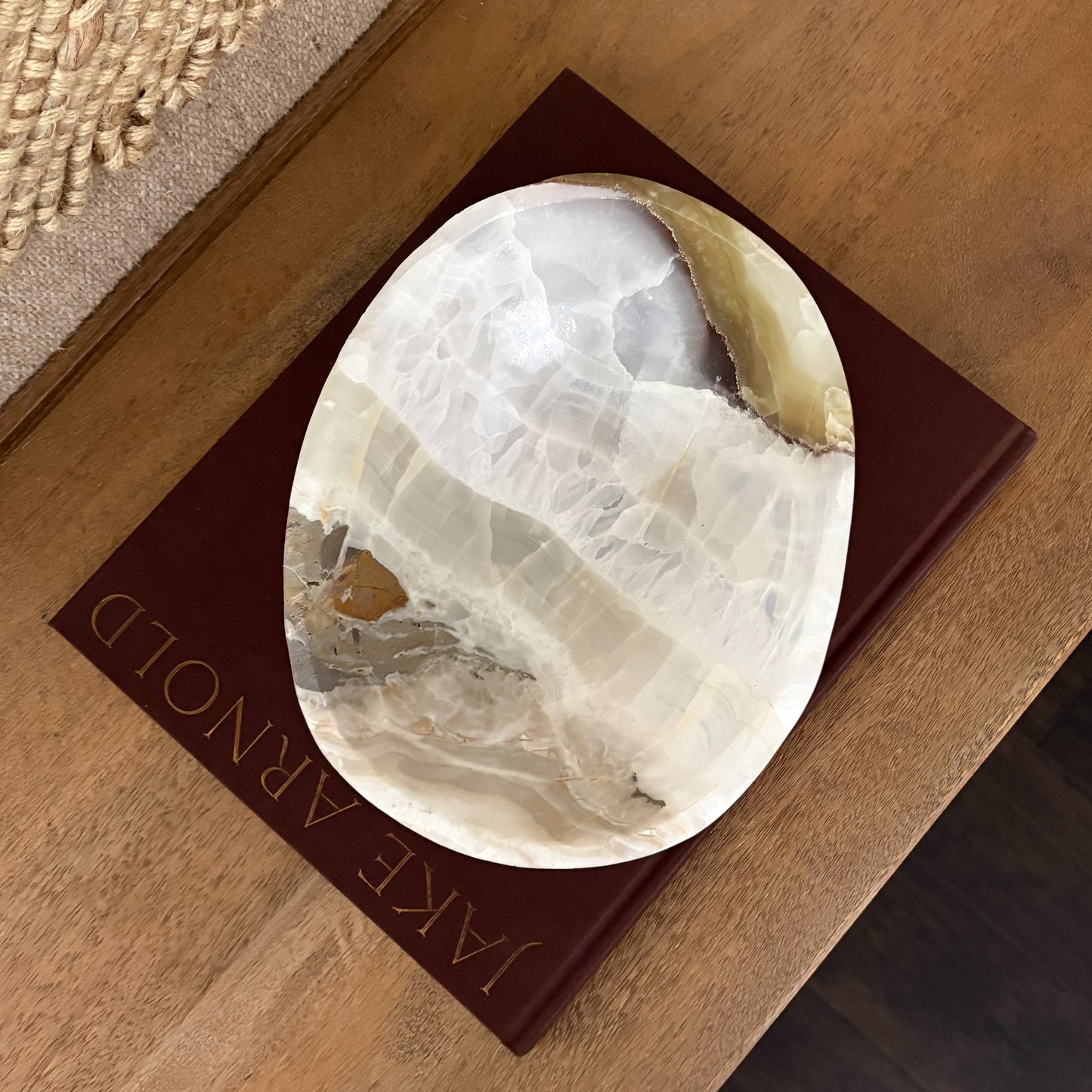Modern luxury olive onyx bowl for dining table centerpiece